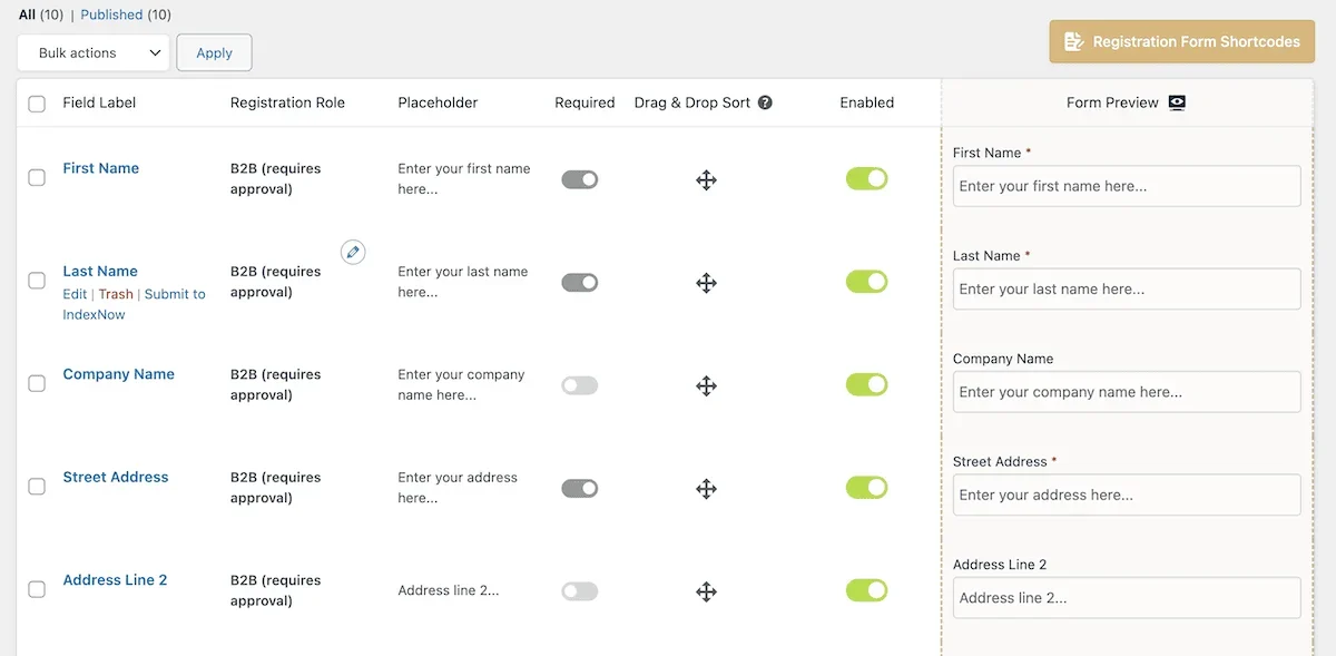 The B2BKing Registration Fields panel showing fields with configuration options.